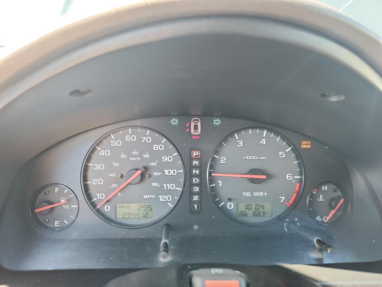 2001 SUBARU Legacy