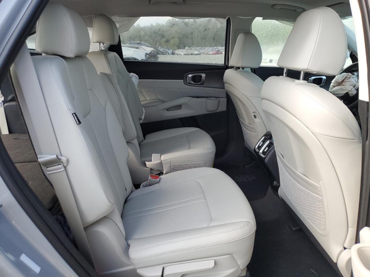 2024 KIA SORENTO