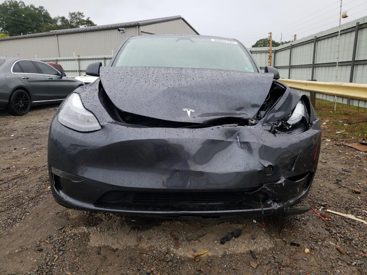 2025 TESLA MODEL Y