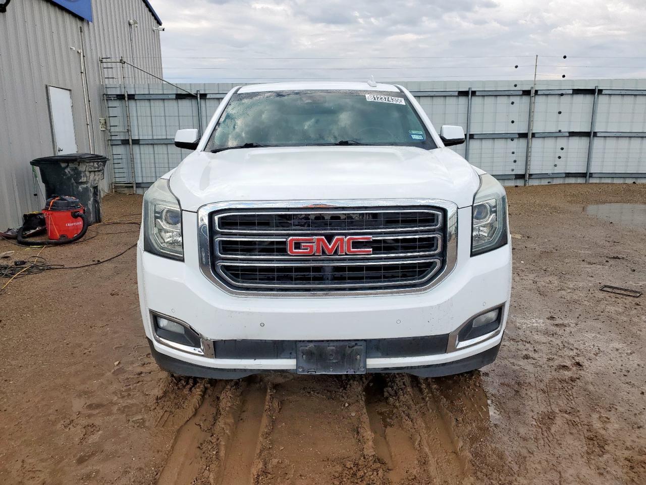 2017 GMC Yukon