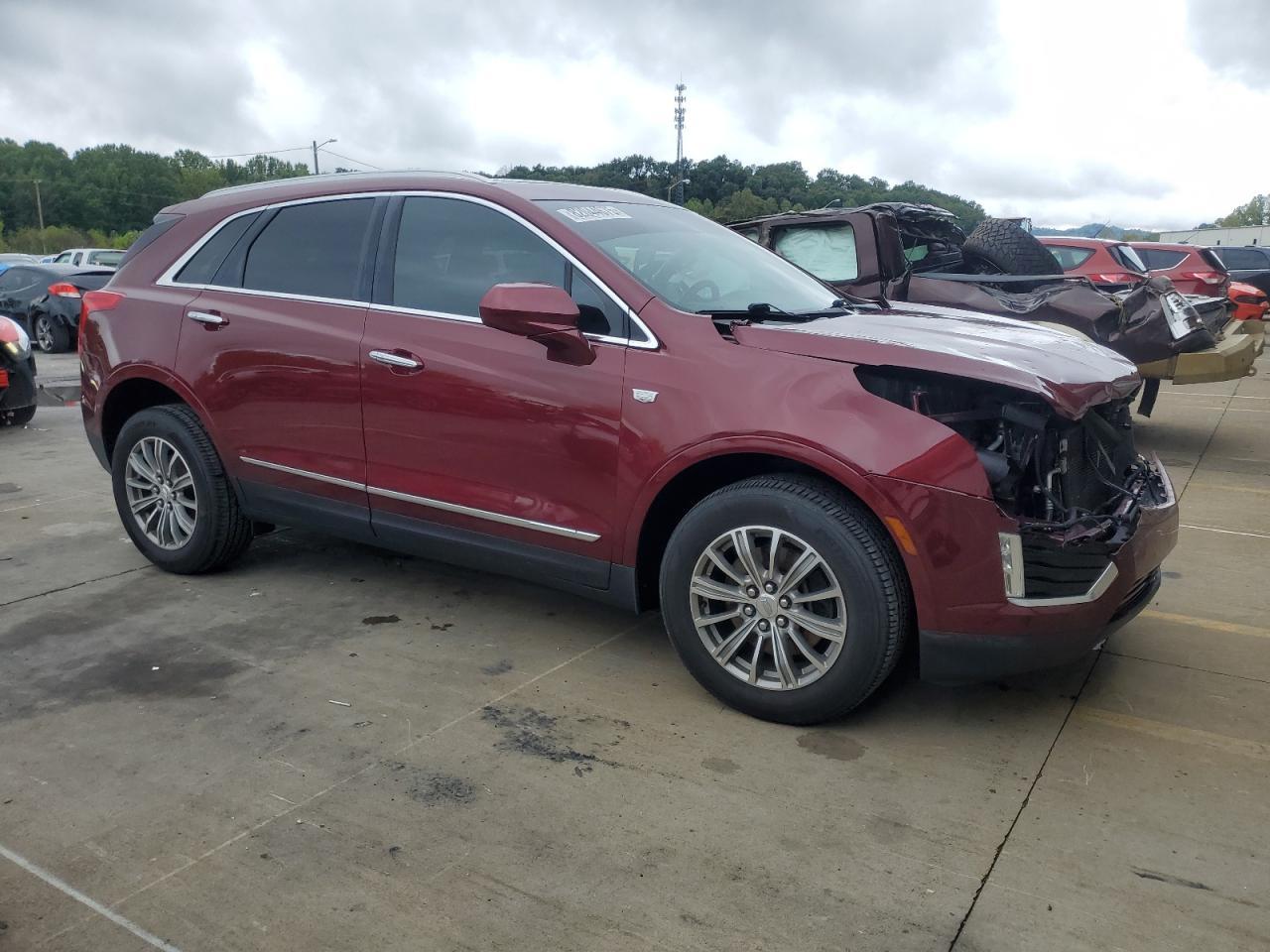 2017 CADILLAC XT5