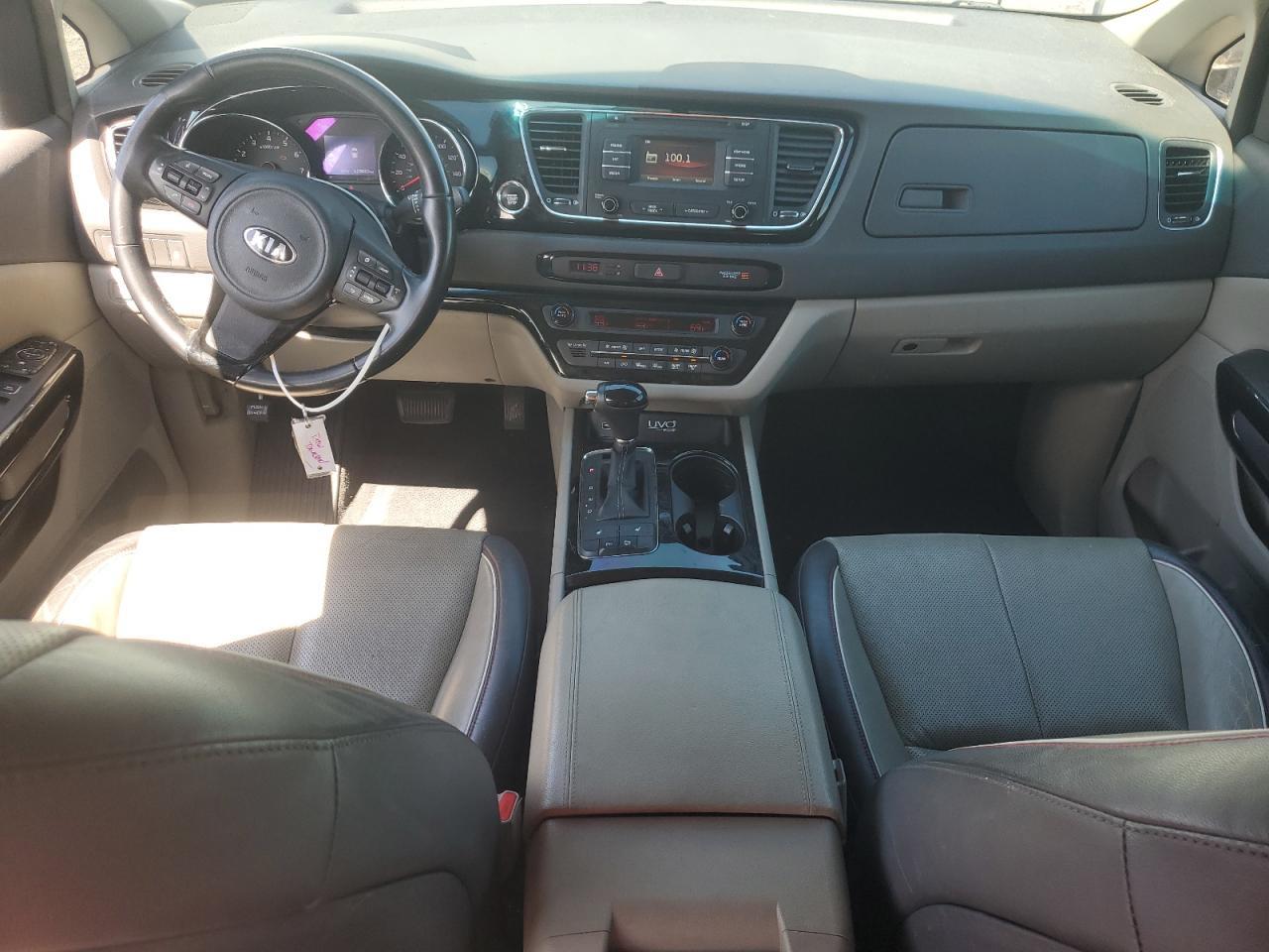 2016 KIA SEDONA