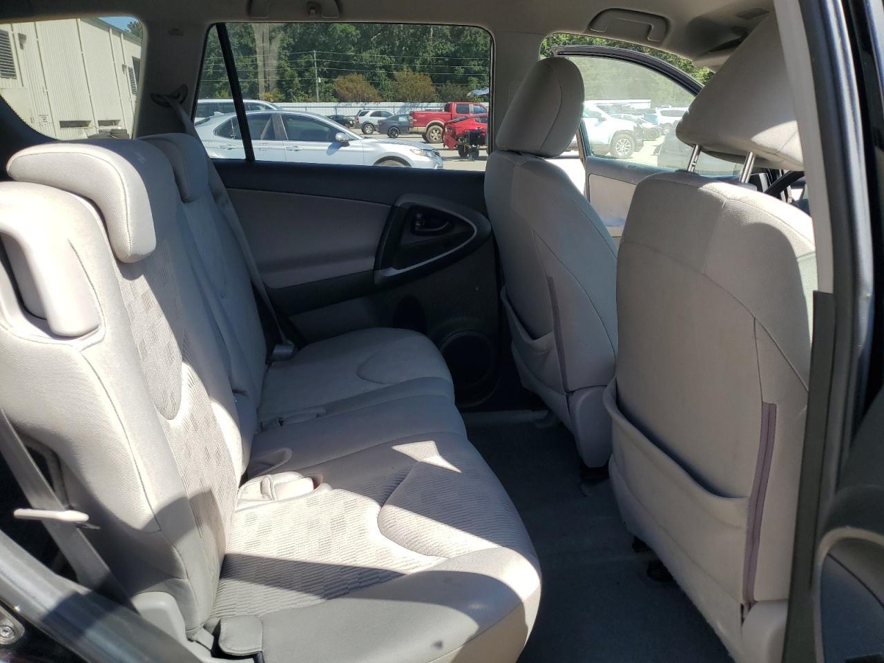 2011 TOYOTA RAV4