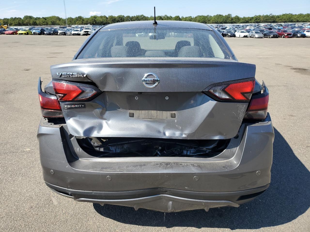 2020 NISSAN VERSA