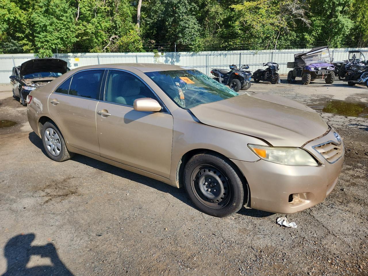 2011 TOYOTA CAMRY