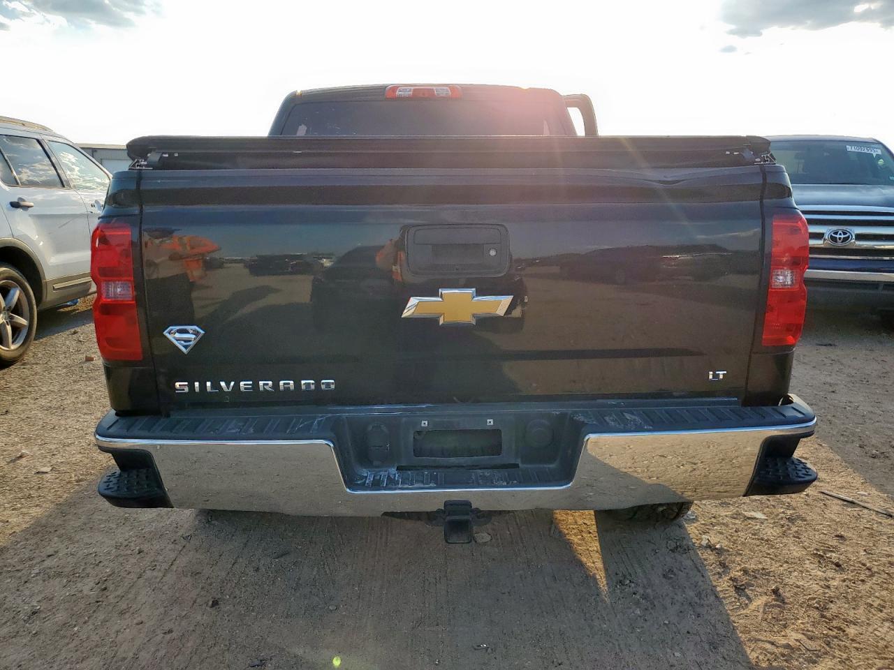2018 CHEVROLET Silverado