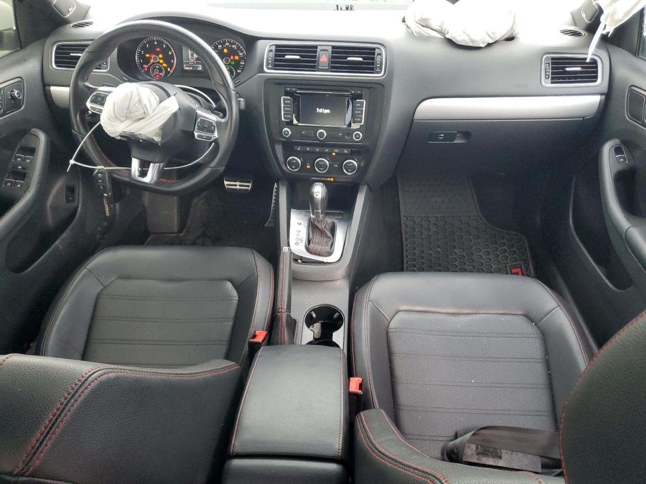 2014 VOLKSWAGEN JETTA