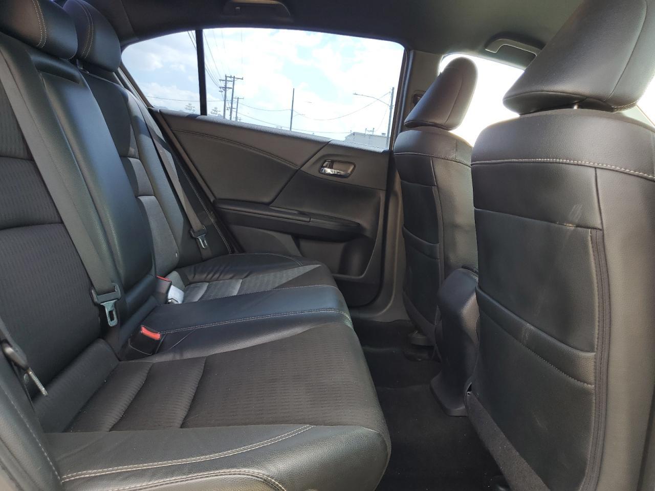 2017 HONDA ACCORD