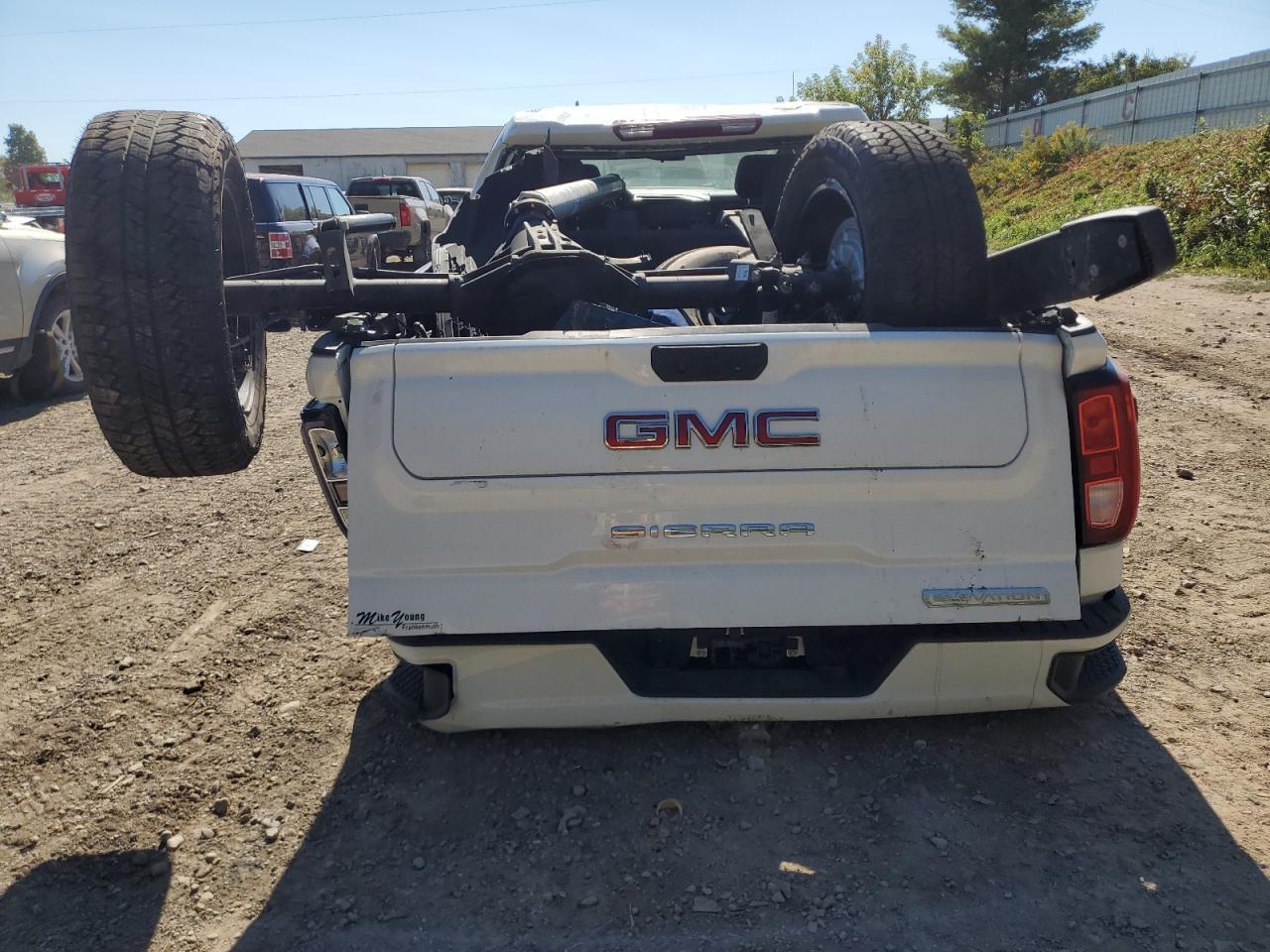 2025 GMC Sierra