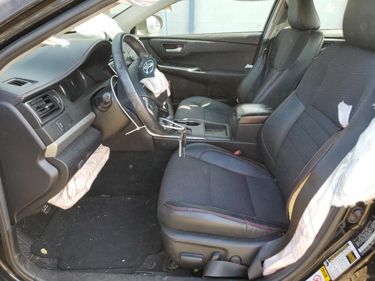 2017 TOYOTA CAMRY