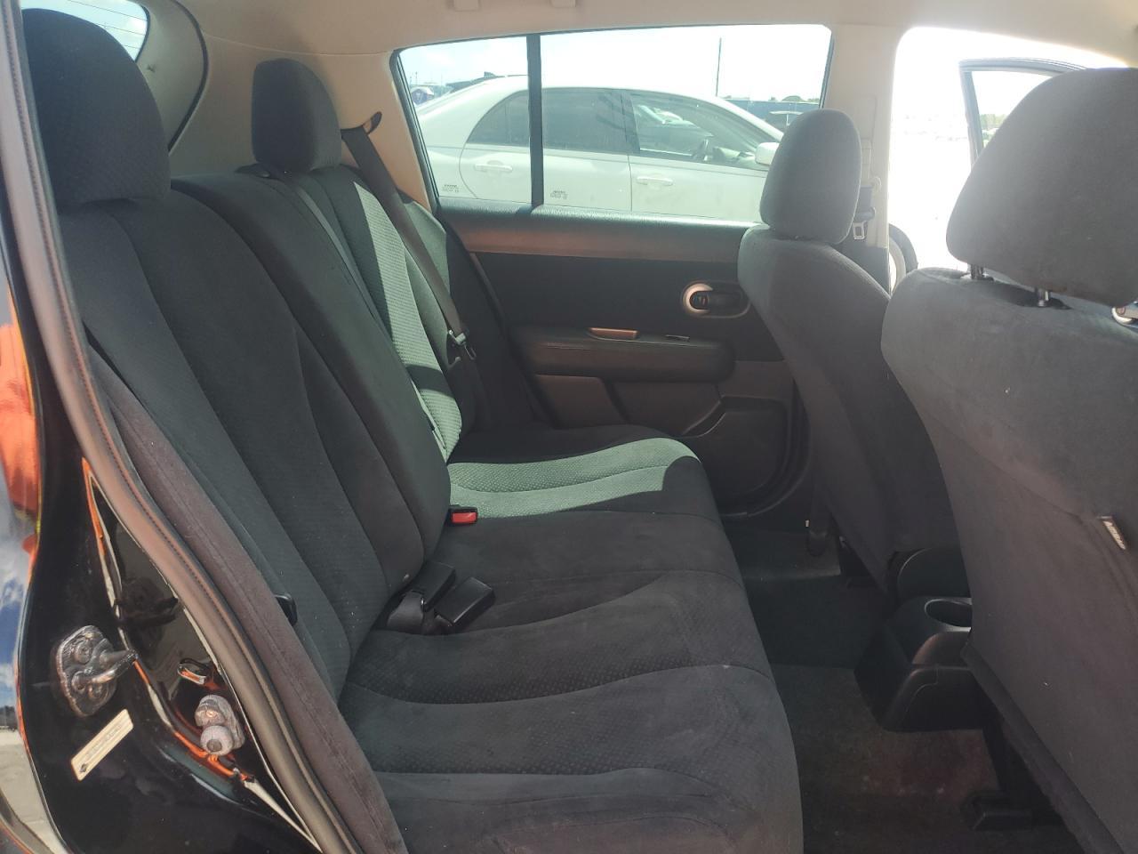 2012 NISSAN VERSA