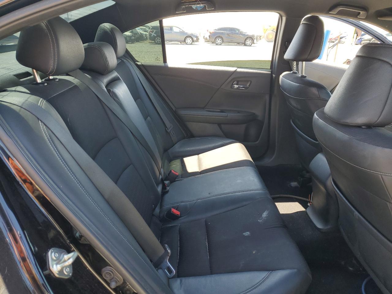 2017 HONDA ACCORD