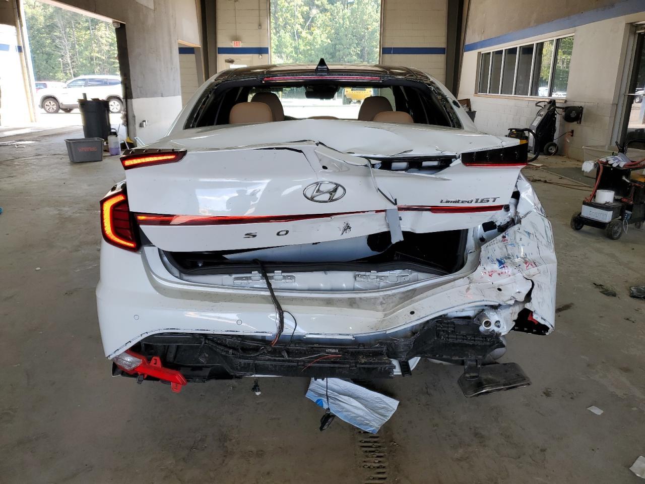 2022 HYUNDAI SONATA