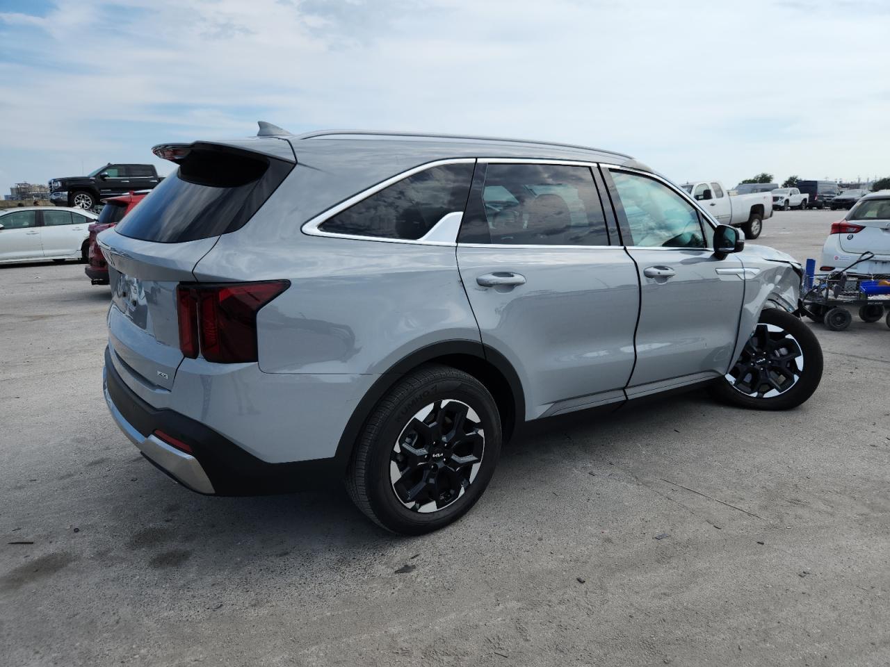2025 KIA SORENTO