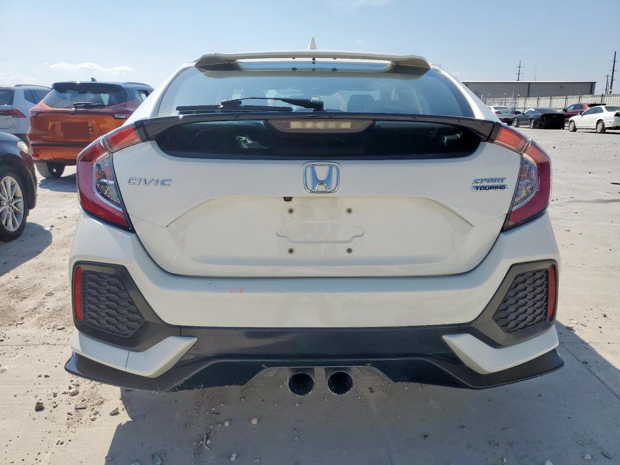 2018 HONDA CIVIC