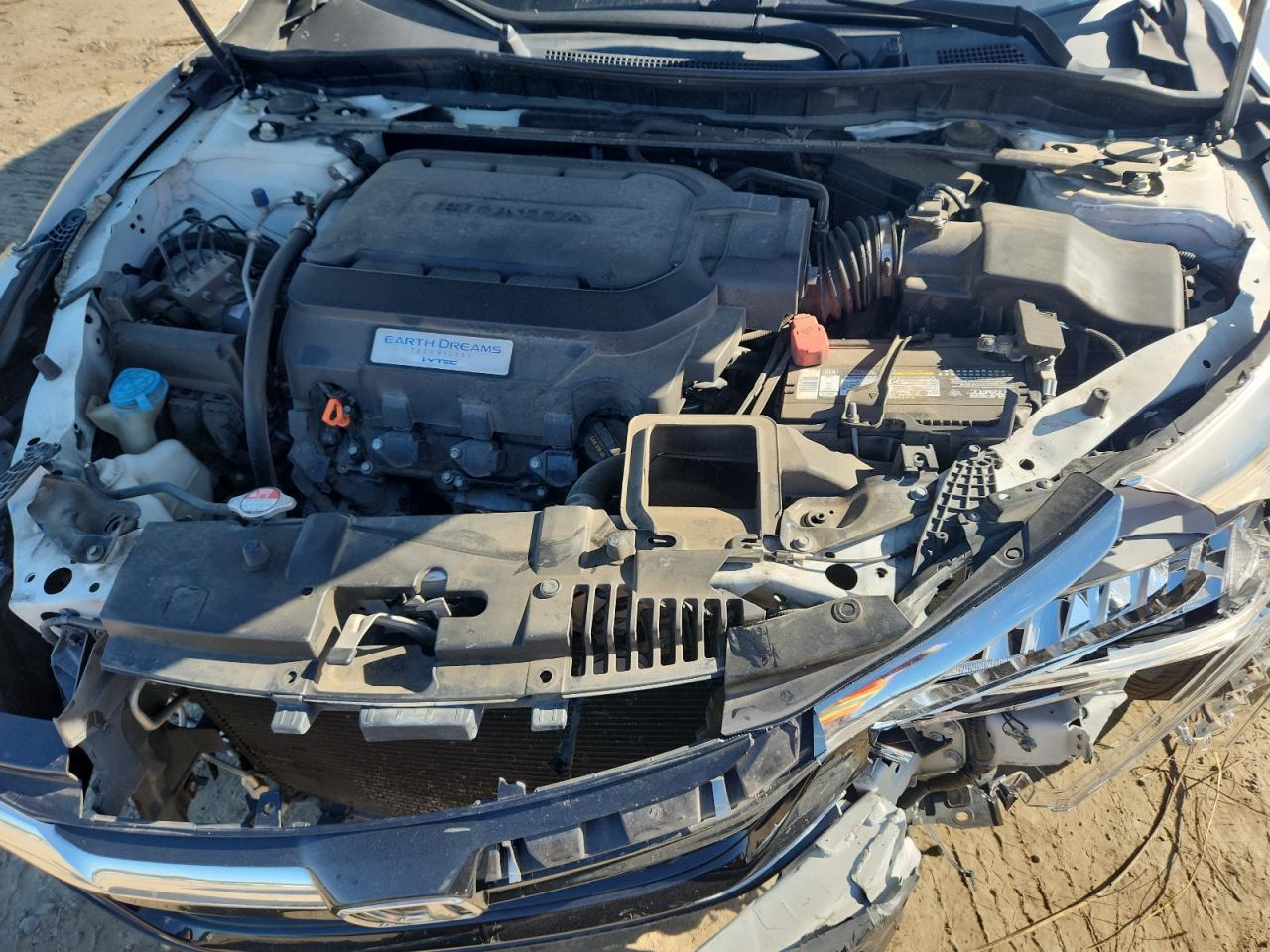 2016 HONDA ACCORD