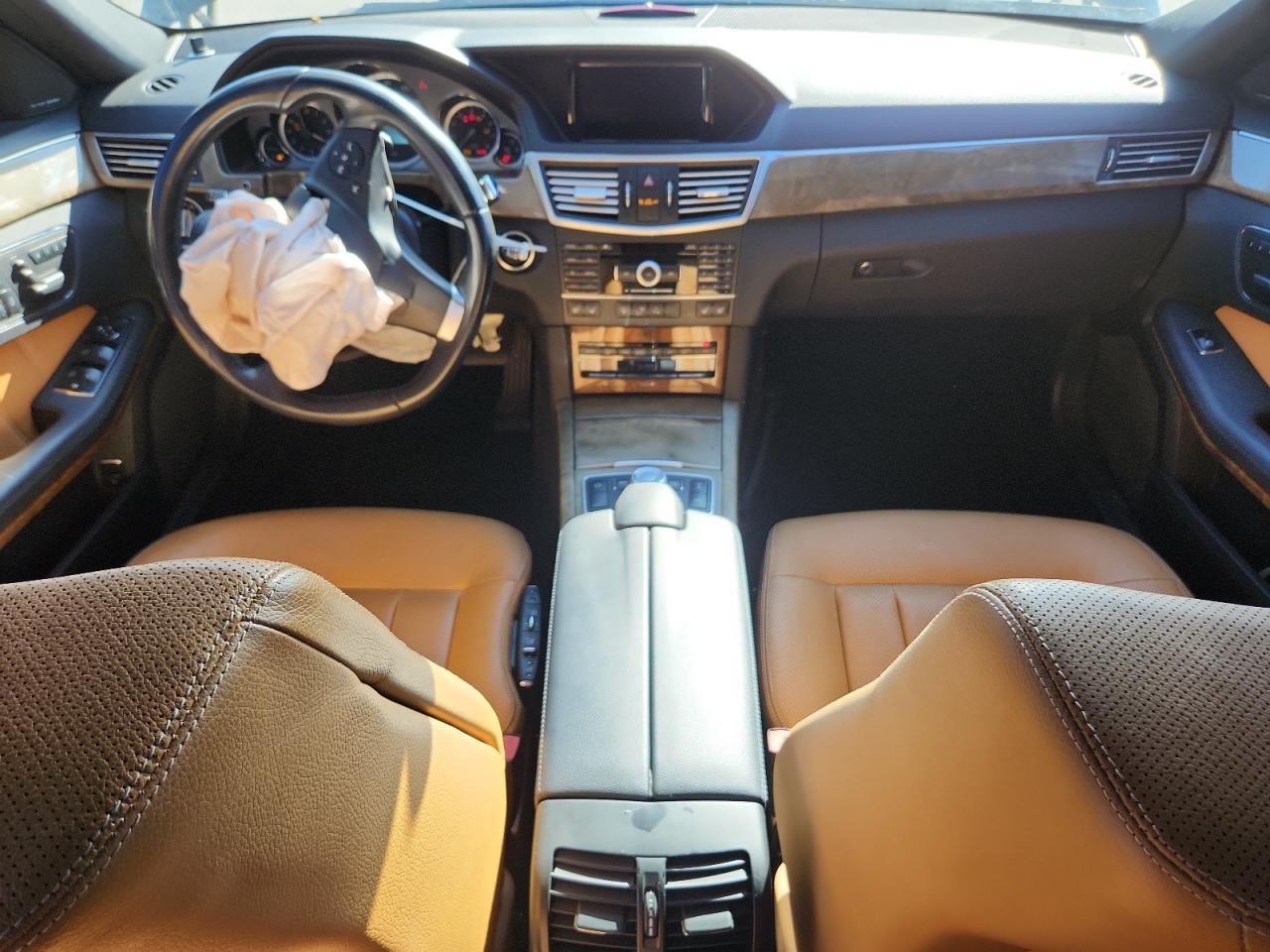 2011 MERCEDES-BENZ E-Class