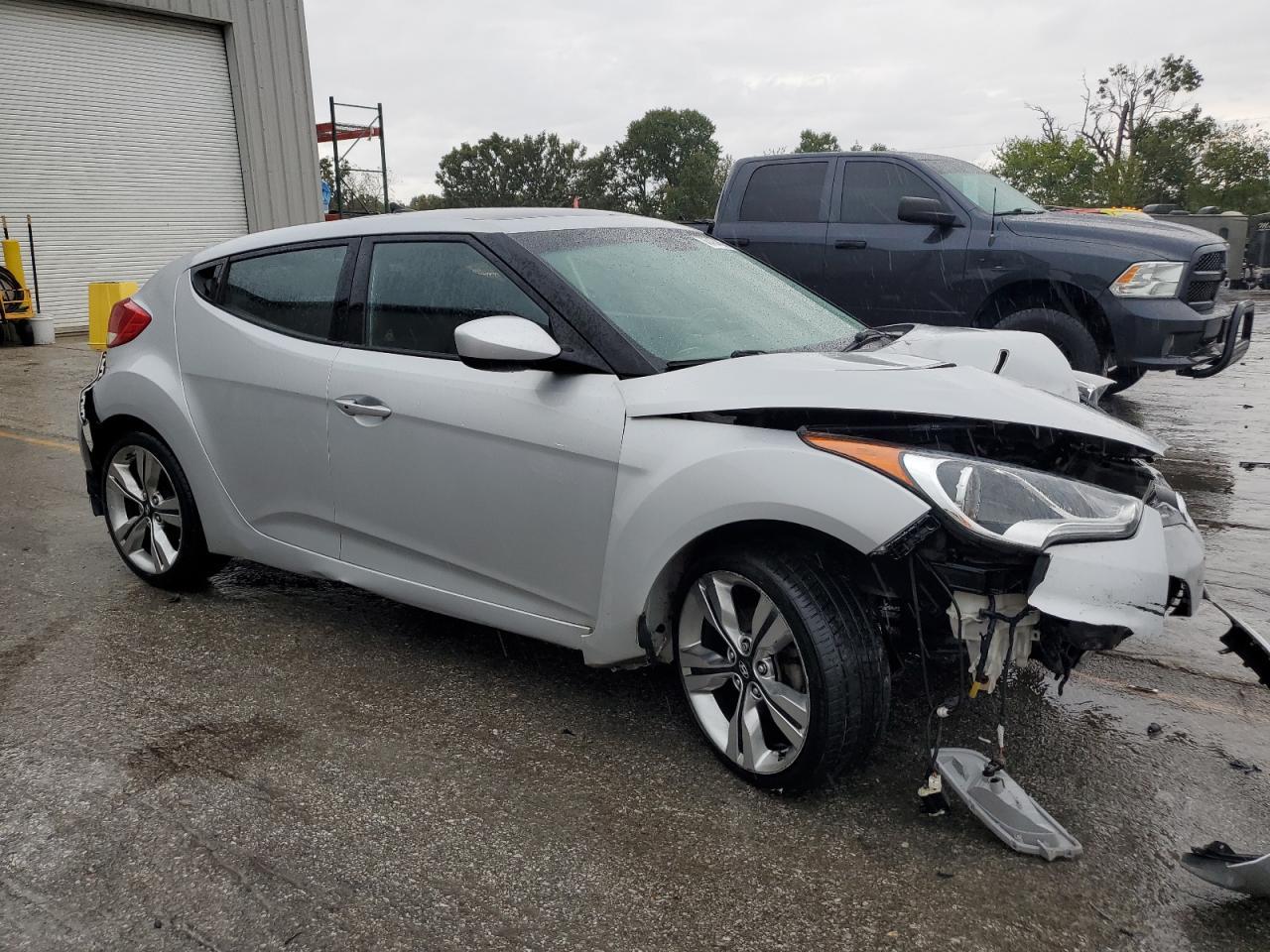 2013 HYUNDAI VELOSTER