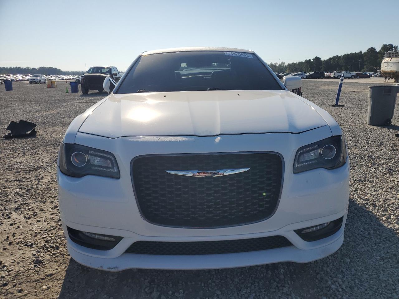 2019 CHRYSLER 300
