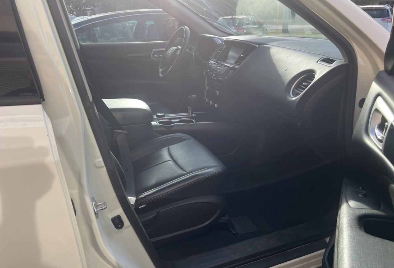 2017 NISSAN PATHFINDER