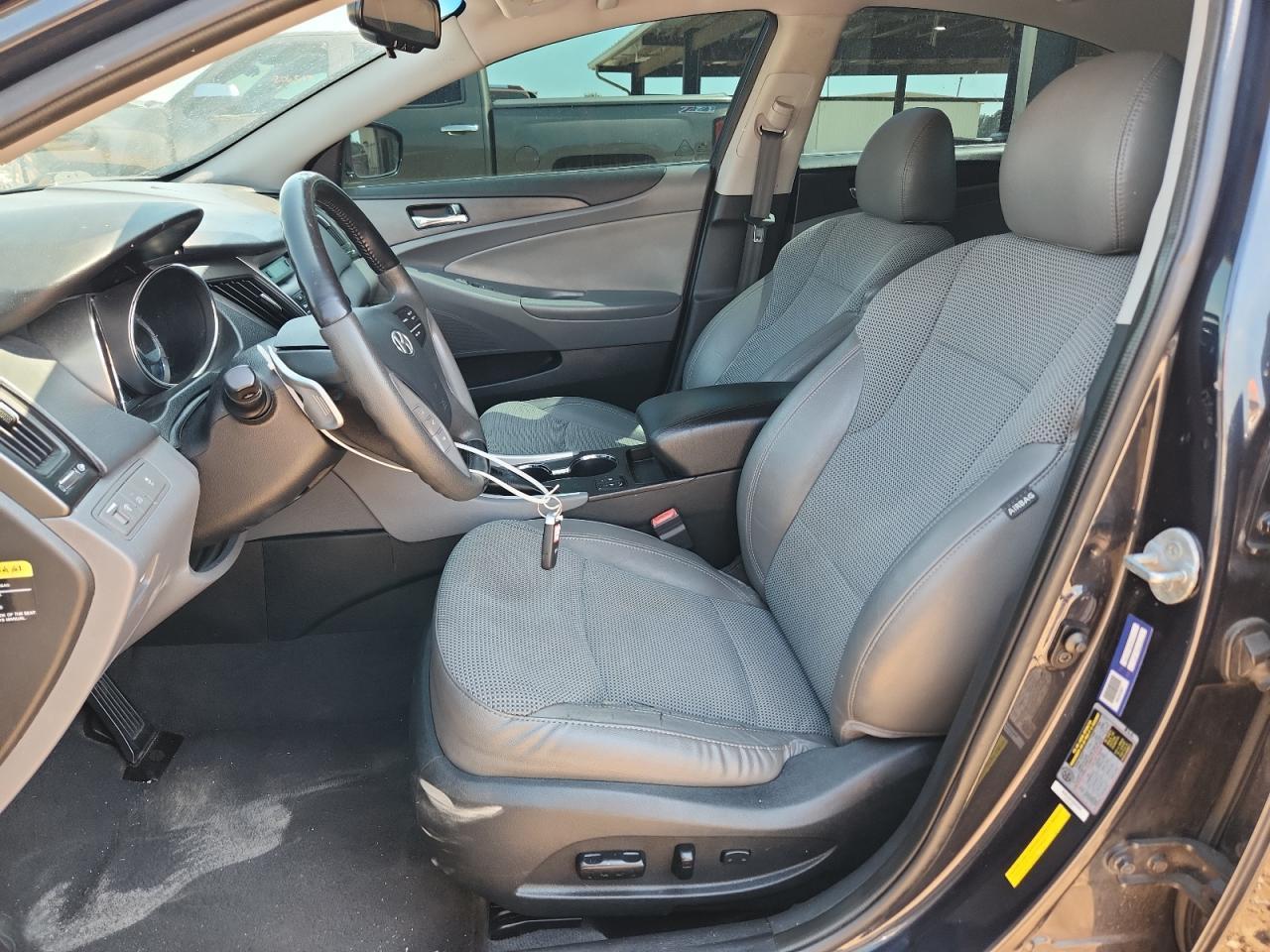2013 HYUNDAI SONATA