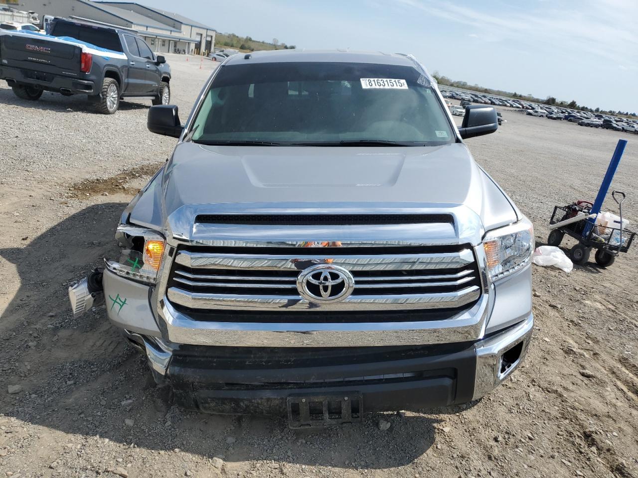 2016 TOYOTA TUNDRA