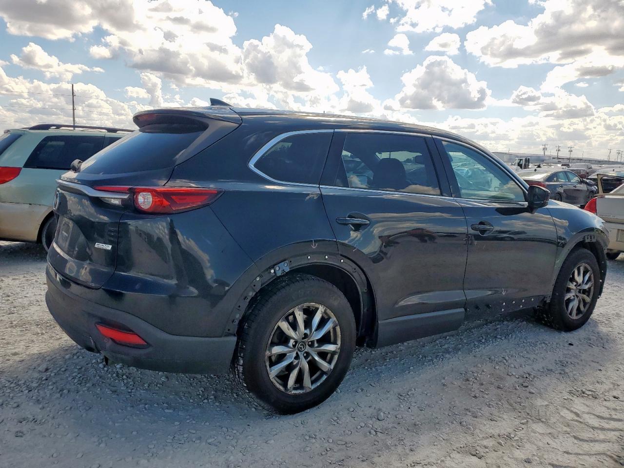 2017 MAZDA CX-9
