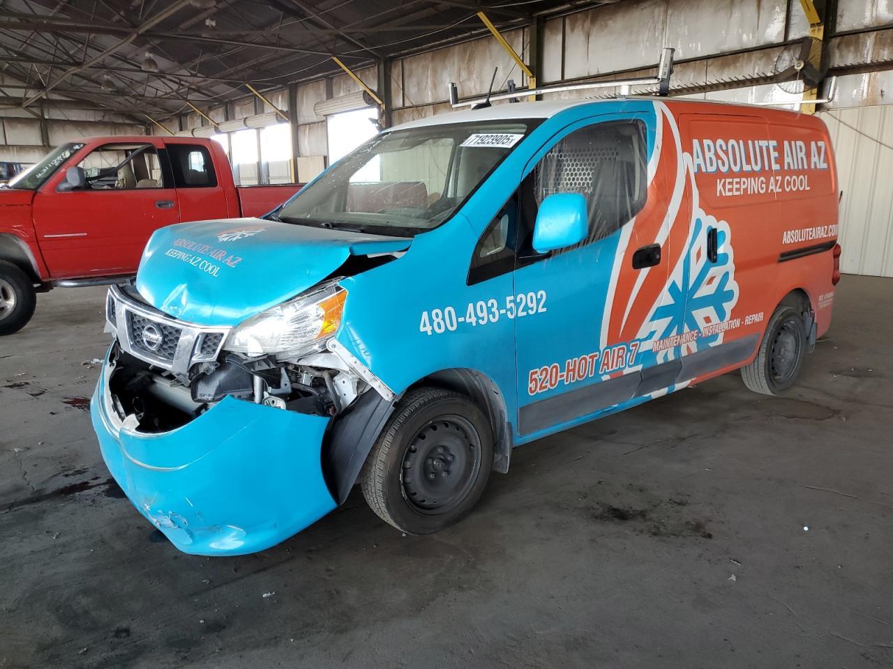 2020 NISSAN NV 200