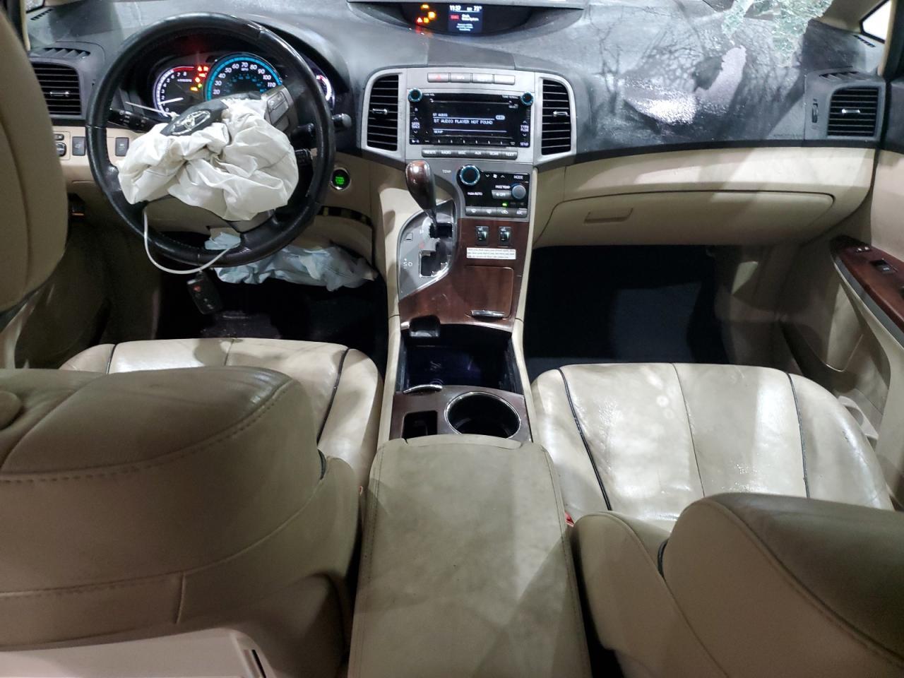 2010 TOYOTA VENZA