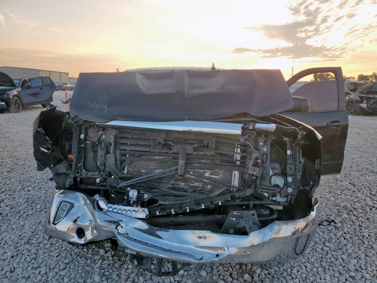 2018 CHEVROLET Silverado