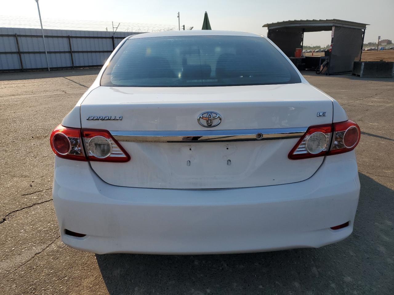 2011 TOYOTA COROLLA