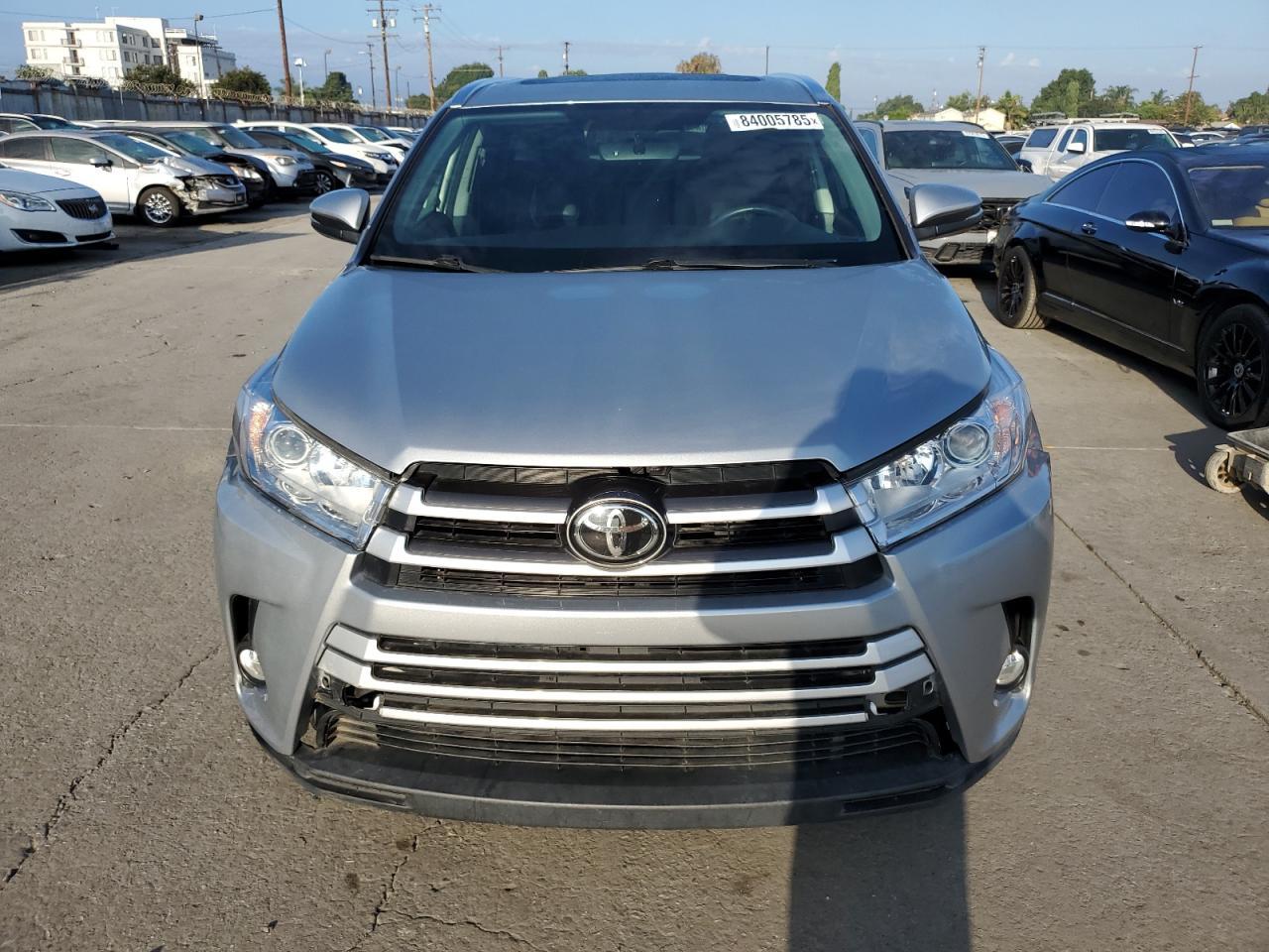 2017 TOYOTA HIGHLANDER