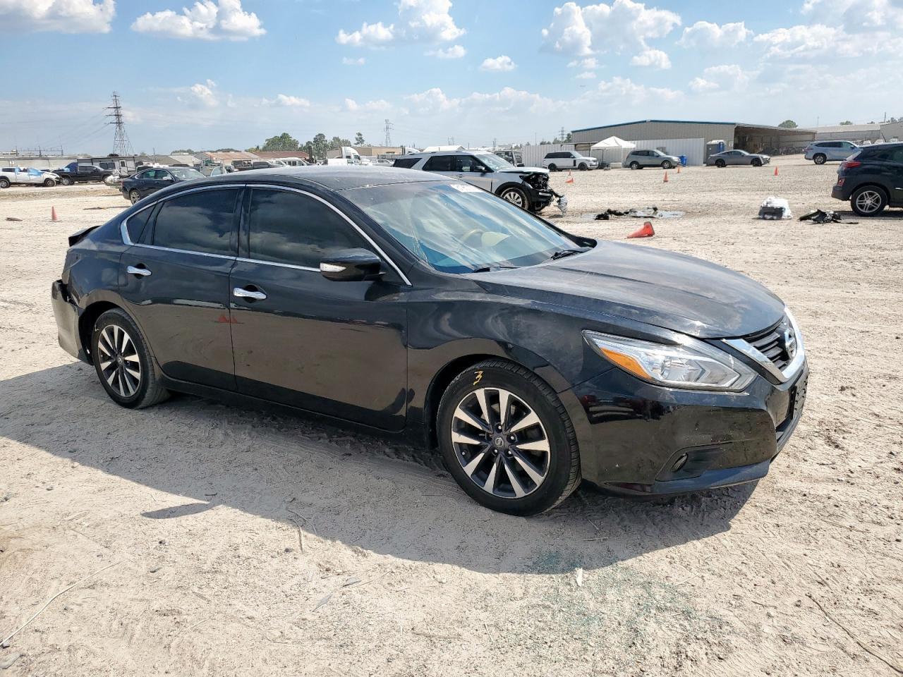 2017 NISSAN ALTIMA