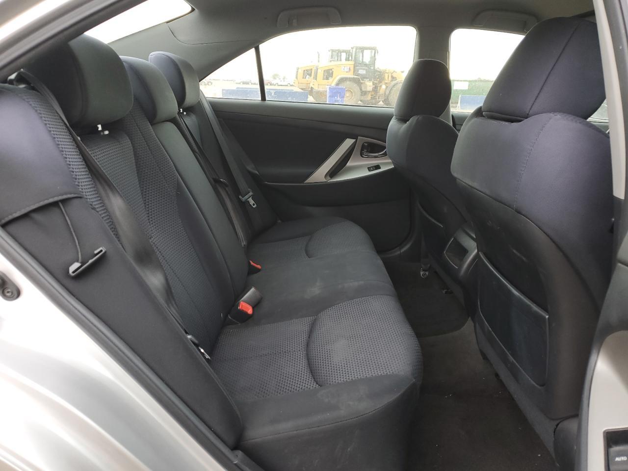 2010 TOYOTA CAMRY