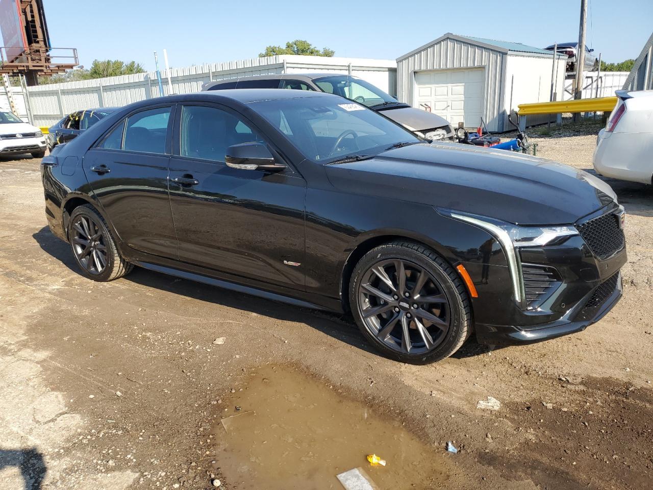 2021 CADILLAC CT4
