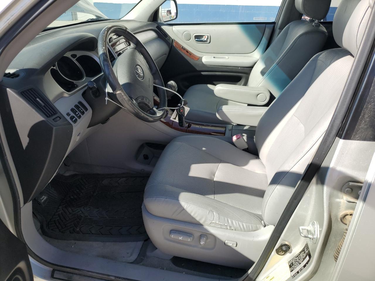 2006 TOYOTA HIGHLANDER