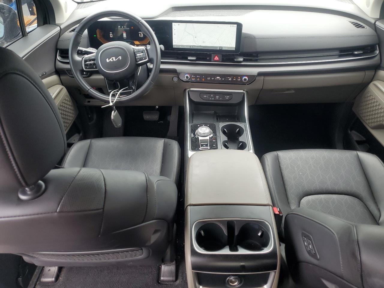 2025 KIA Carnival