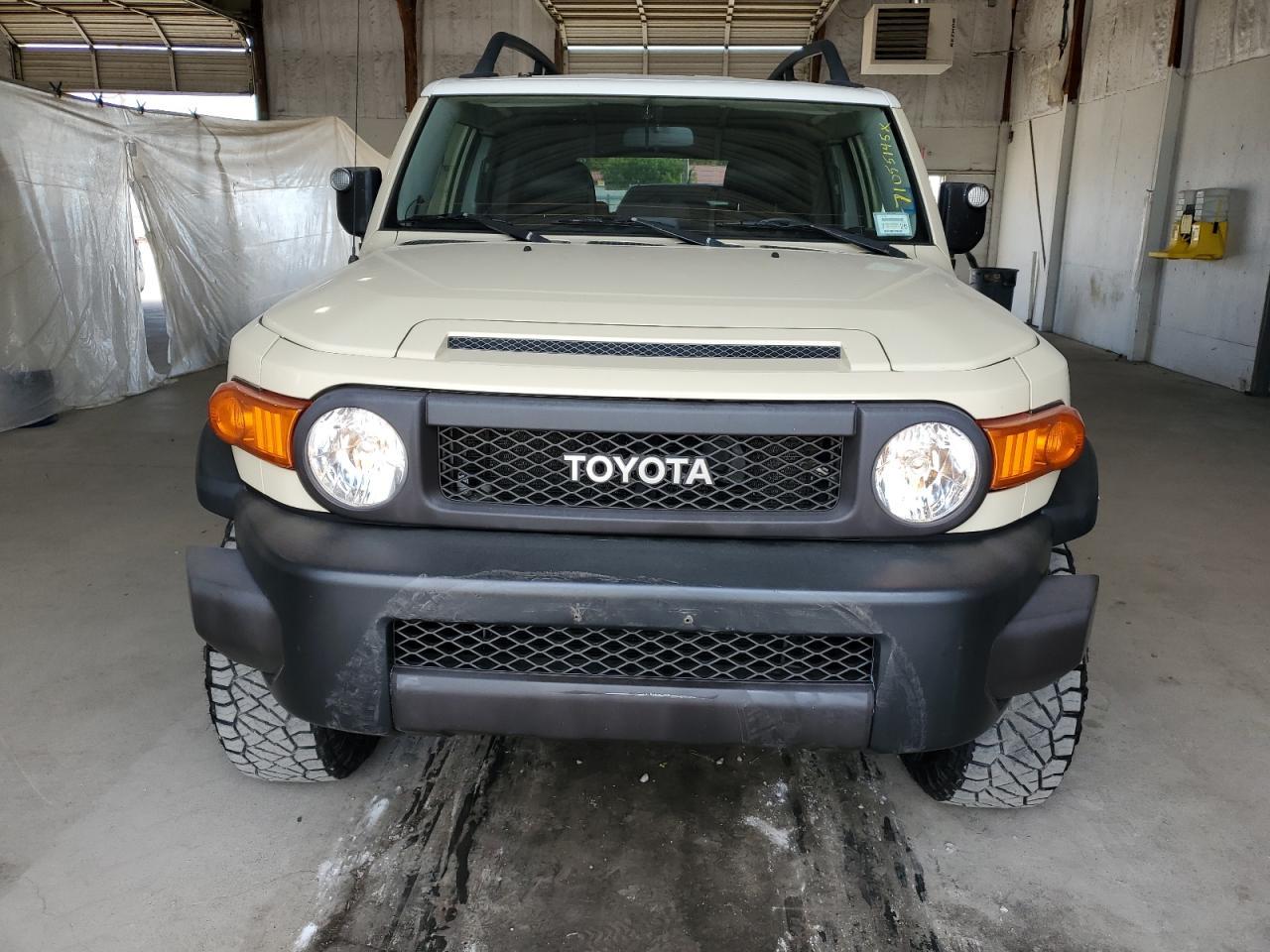2008 TOYOTA FJ Cruiser