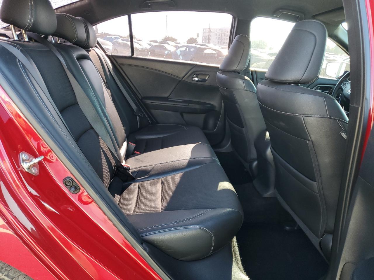 2017 HONDA ACCORD