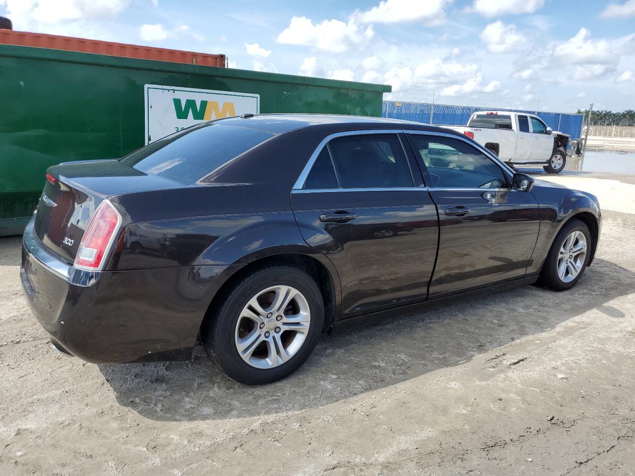 2013 CHRYSLER 300