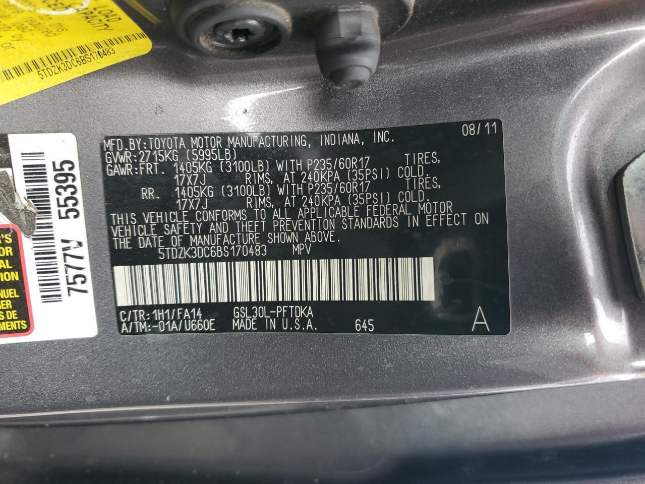 2011 TOYOTA SIENNA