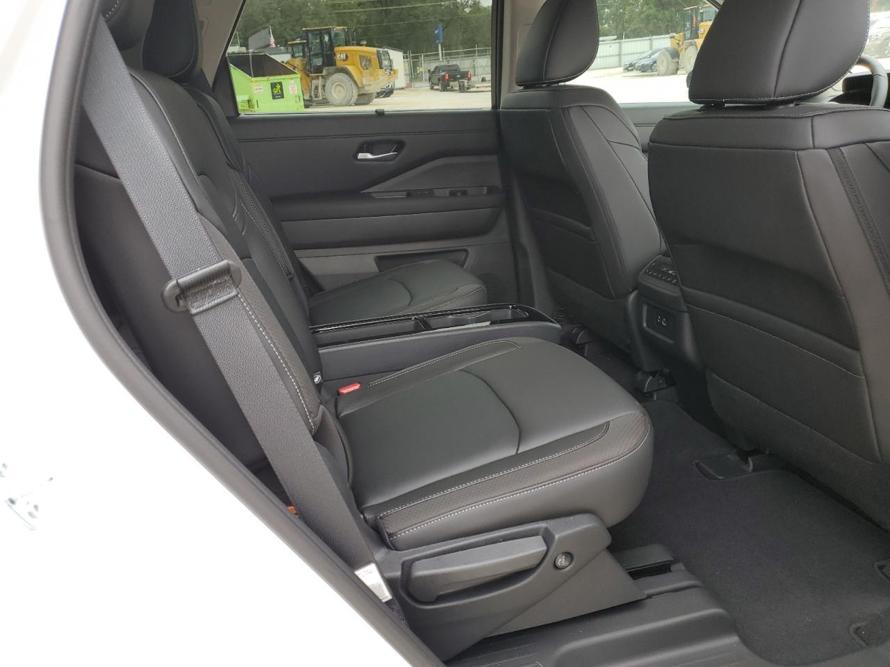 2025 NISSAN PATHFINDER