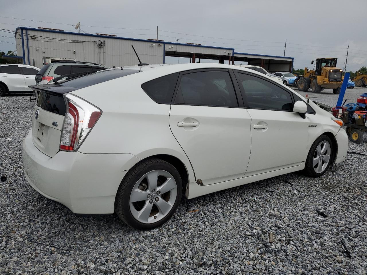 2015 TOYOTA PRIUS
