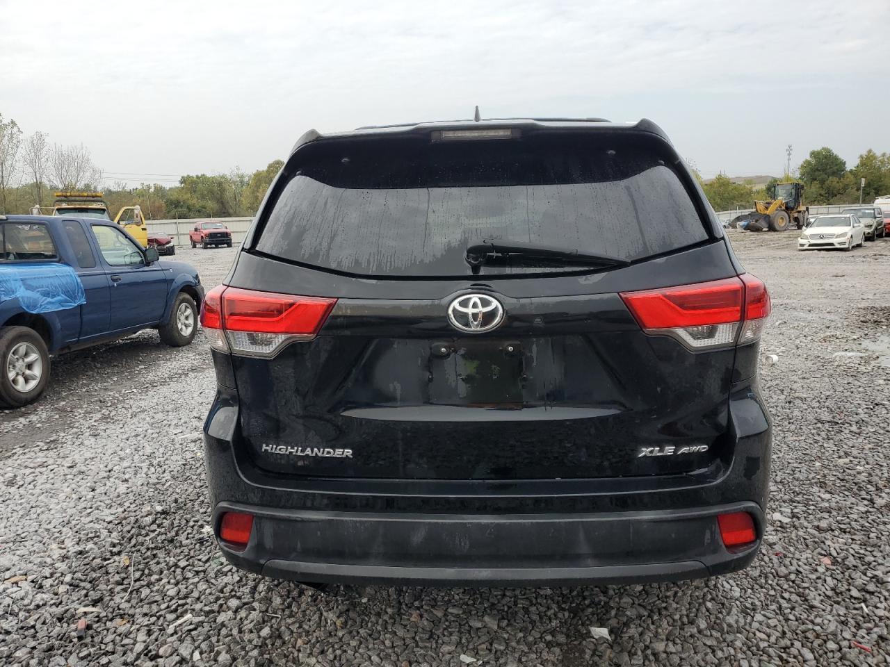 2018 TOYOTA HIGHLANDER