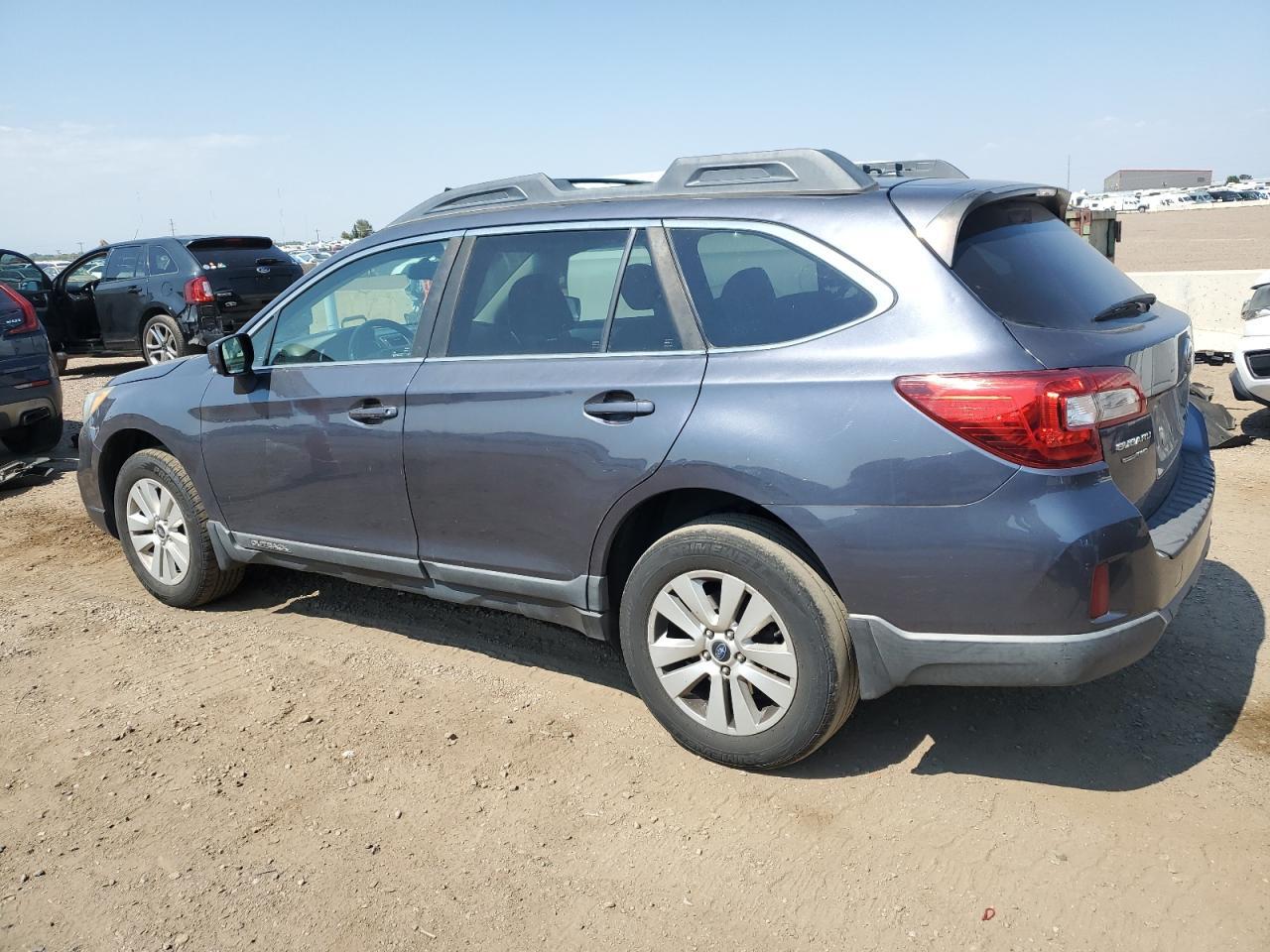 2015 SUBARU Outback