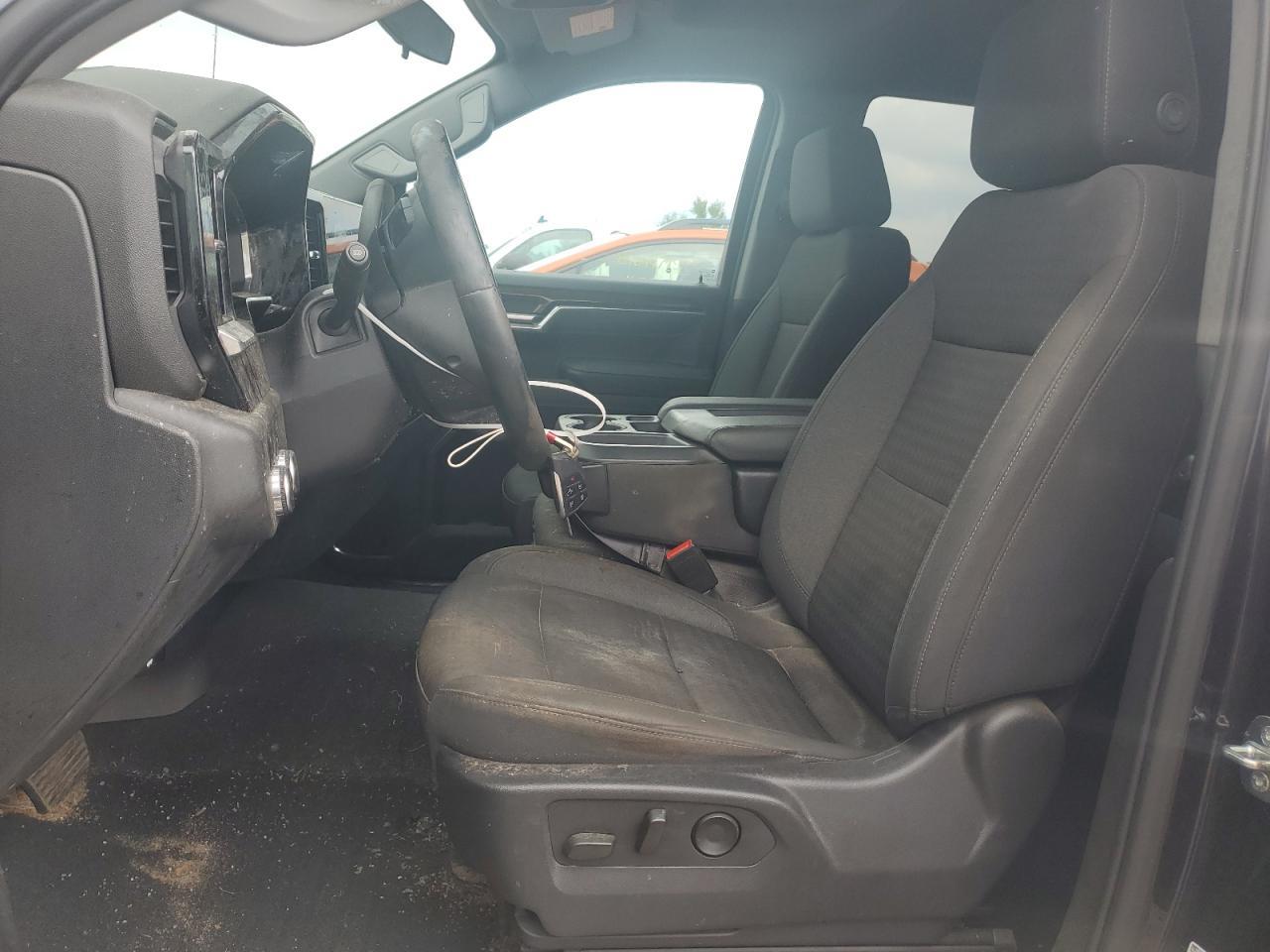 2023 GMC Sierra