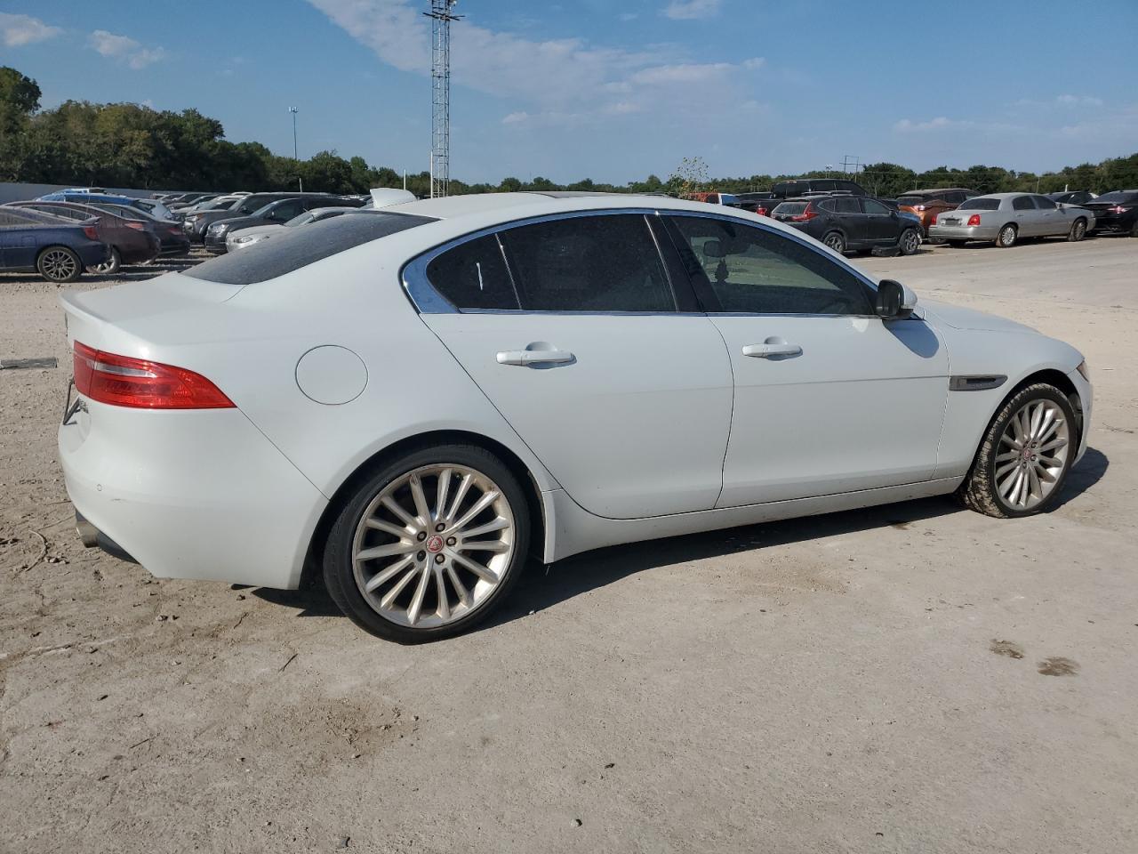 2017 JAGUAR XE