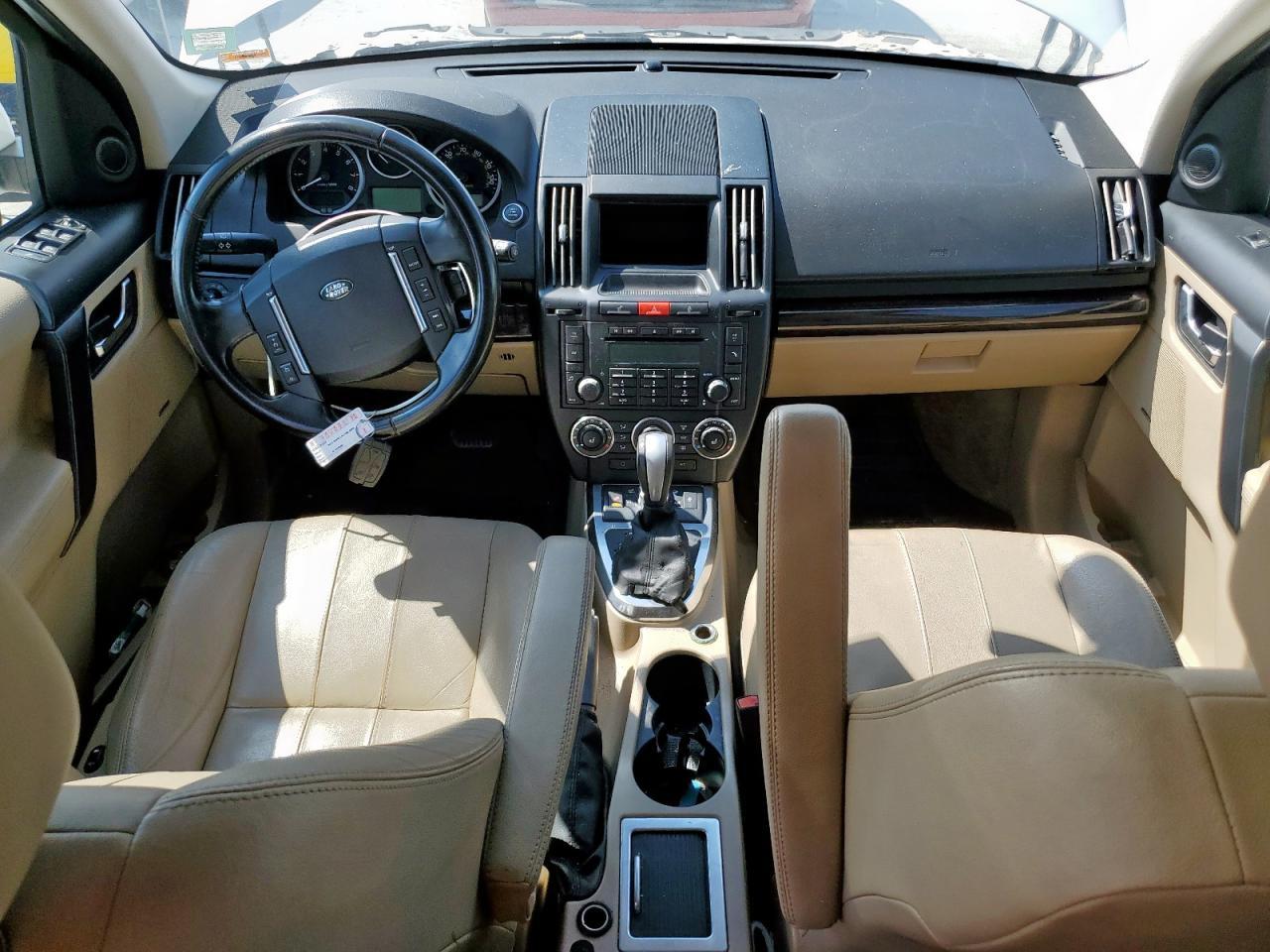 2011 LAND ROVER LR2