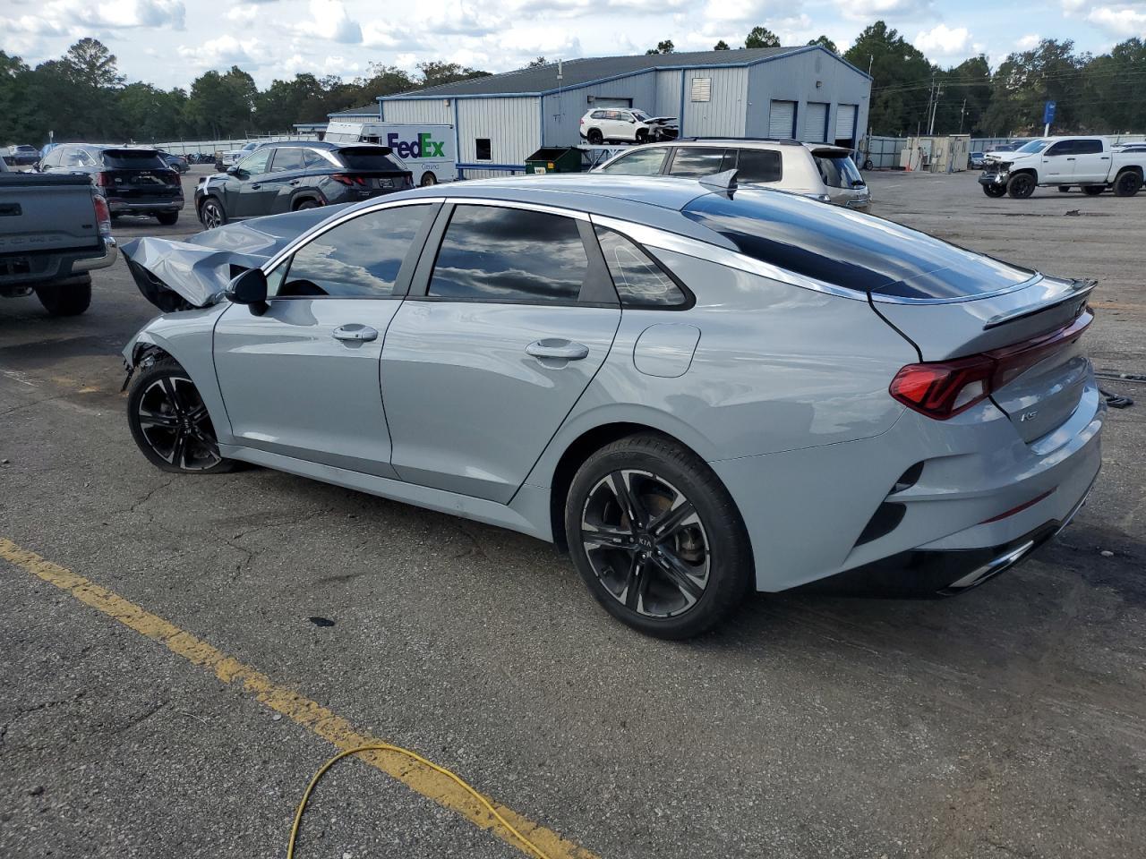 2021 KIA K5