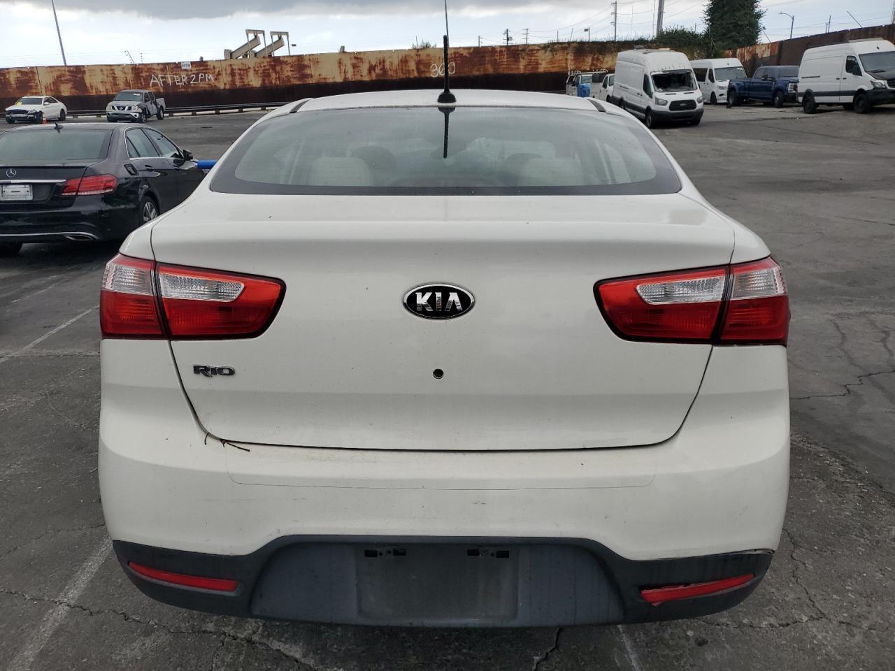 2013 KIA RIO